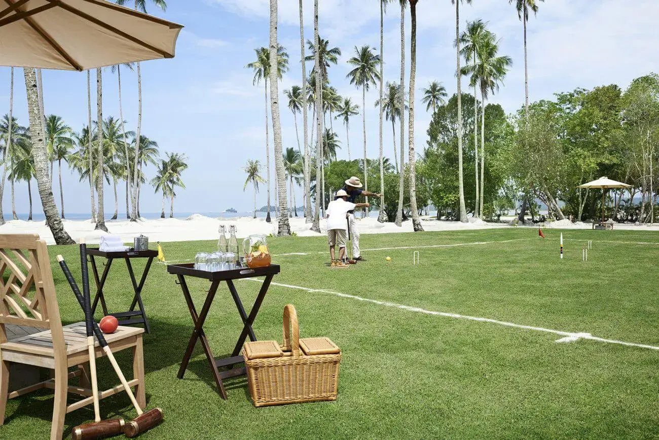 the sanchaya bintan island indonesien the family project luxusreise dinner im freien
