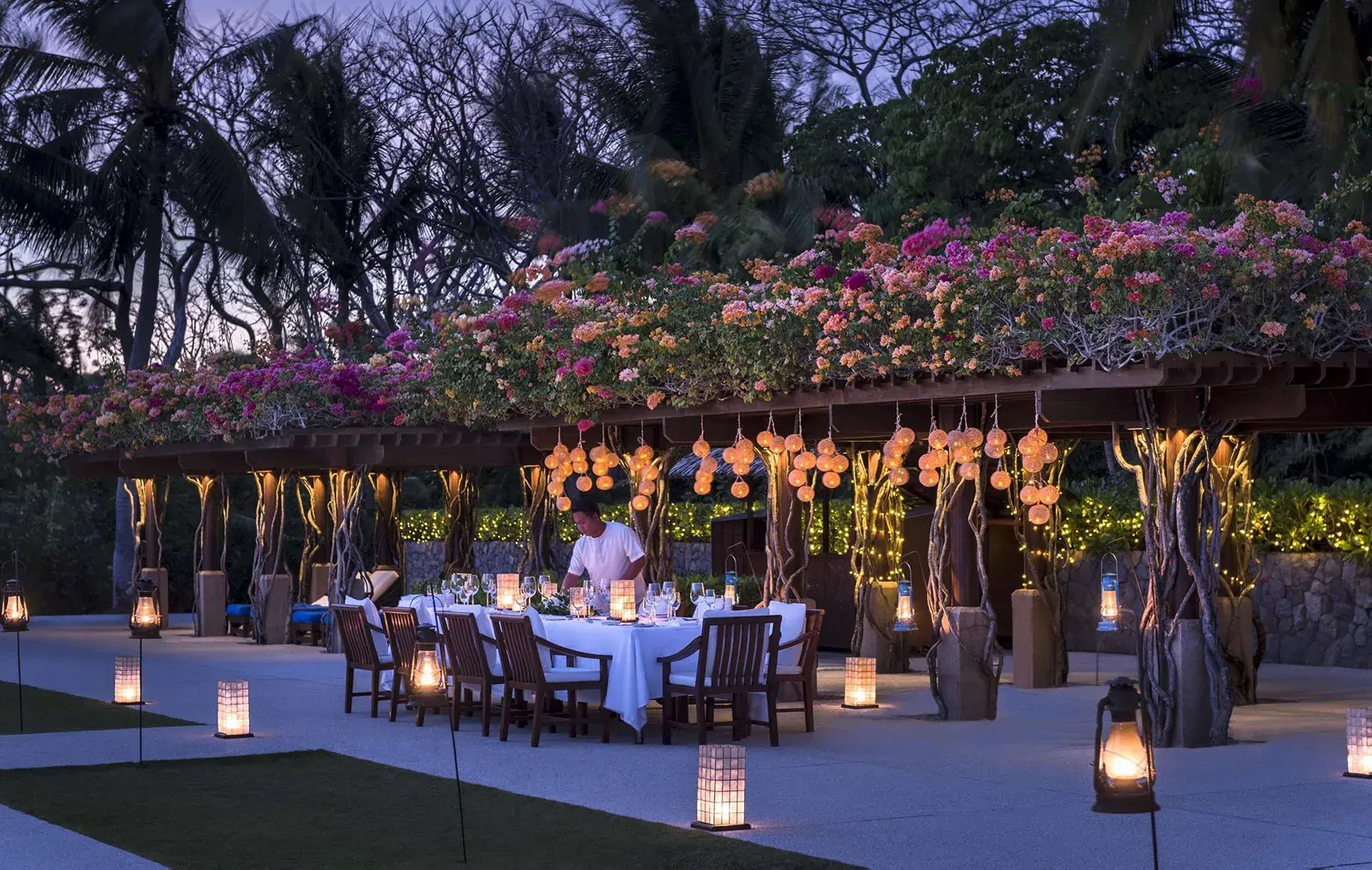 amanpulo palawan philippinen asien abendessen restaurant exklusiv kinderfreundlich the family project familie luxus reisen