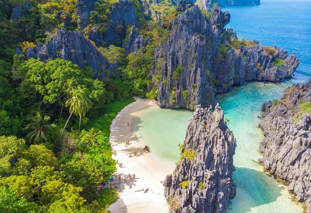 el-nido-pangulasian-island-familienluxusreisen-thefamilyproject-lagoon