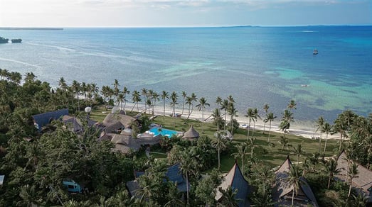 1 nay palad hideaway siargao philippinen asien luftaufnahme resort exklusiv kinderfreundlich the family project familie luxus reisen