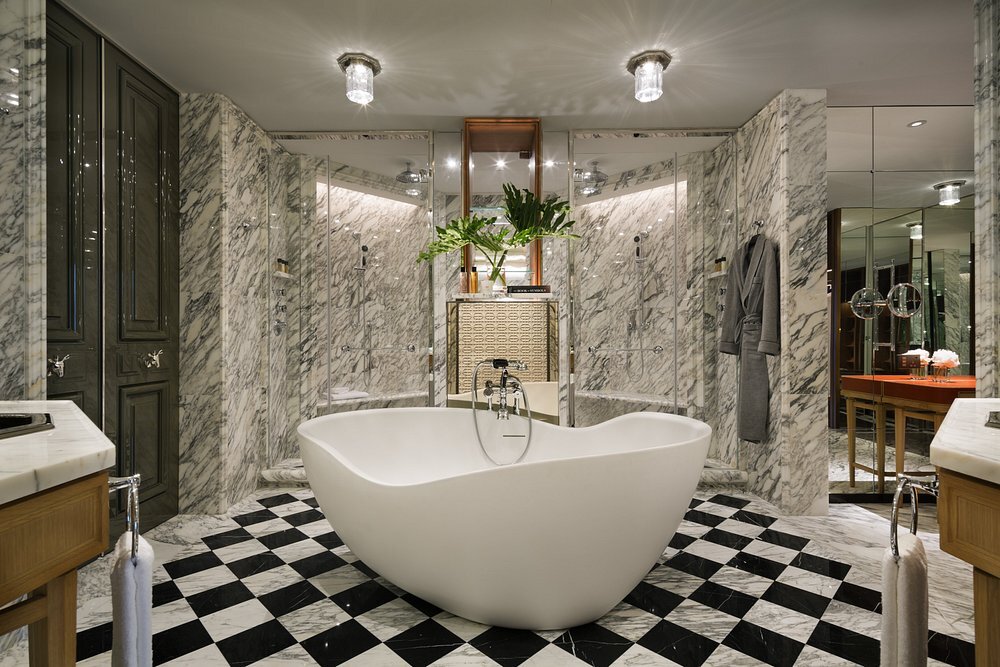 rosewood-hongkong-china-familienluxusreisen-thefamilyproject-bathroom
