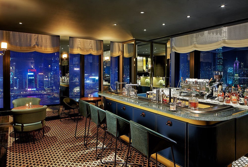 rosewood-hongkong-china-familienluxusreisen-thefamilyproject-executive-louneg