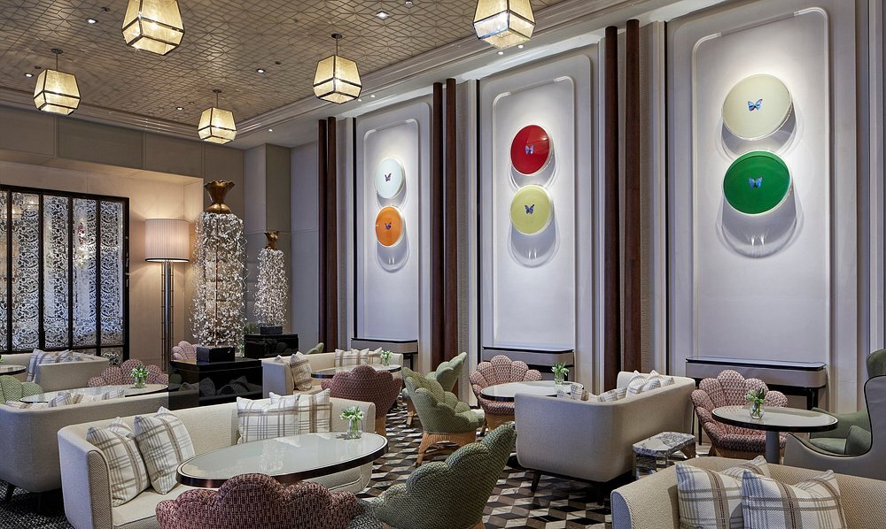 rosewood-hongkong-china-familienluxusreisen-thefamilyproject-lounge