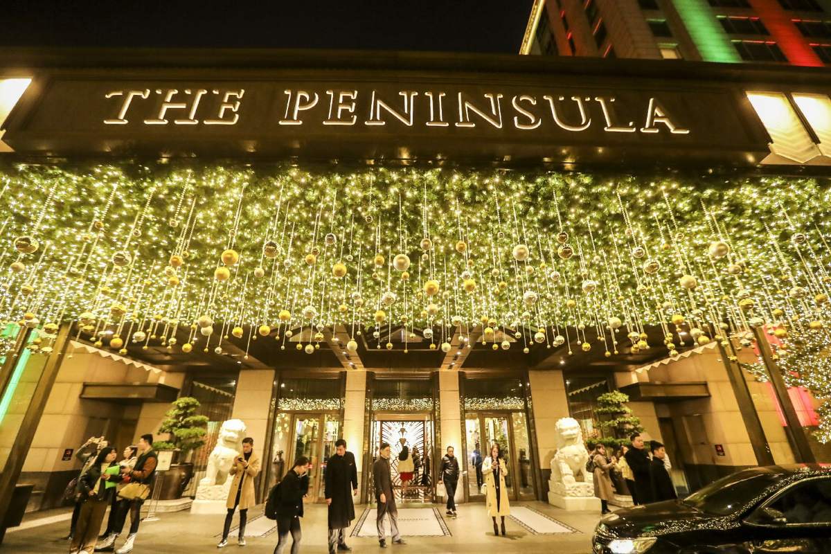 the-peninsula-shanghai-china-familienluxusreisen-thefamilyproject-christmas