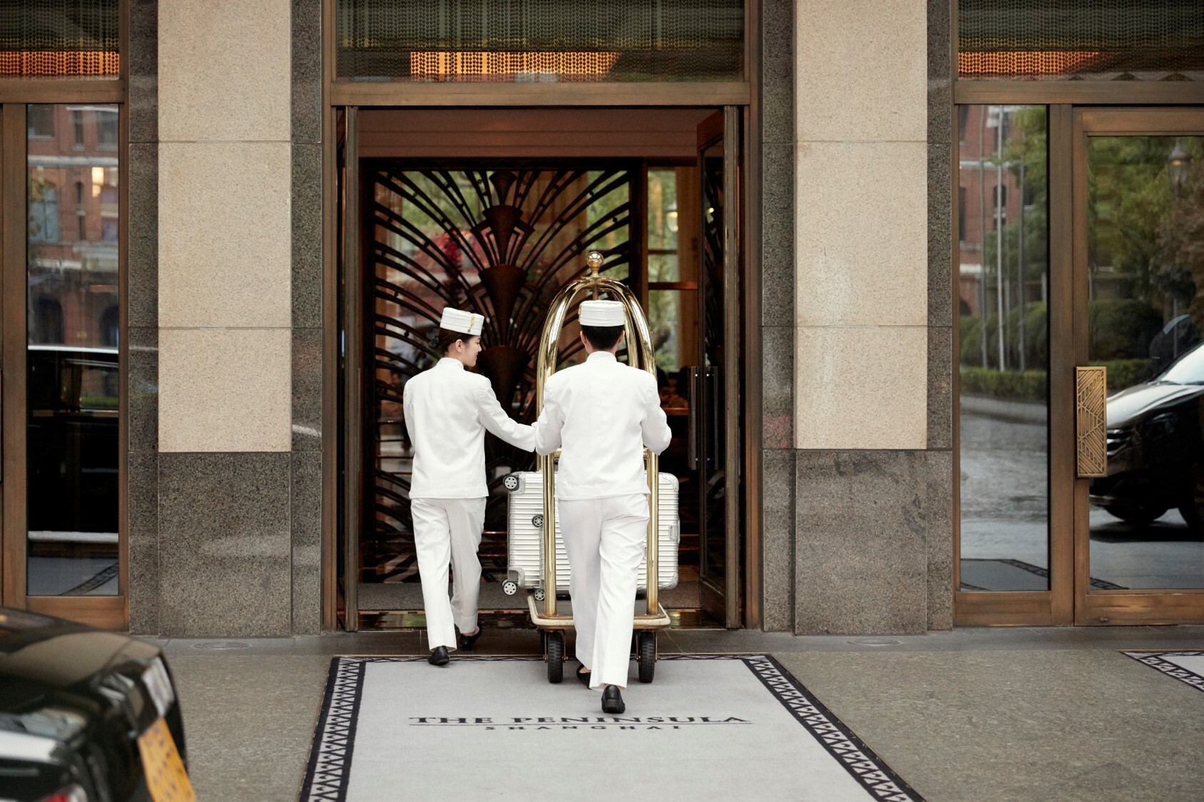 the-peninsula-shanghai-china-familienluxusreisen-thefamilyproject-service