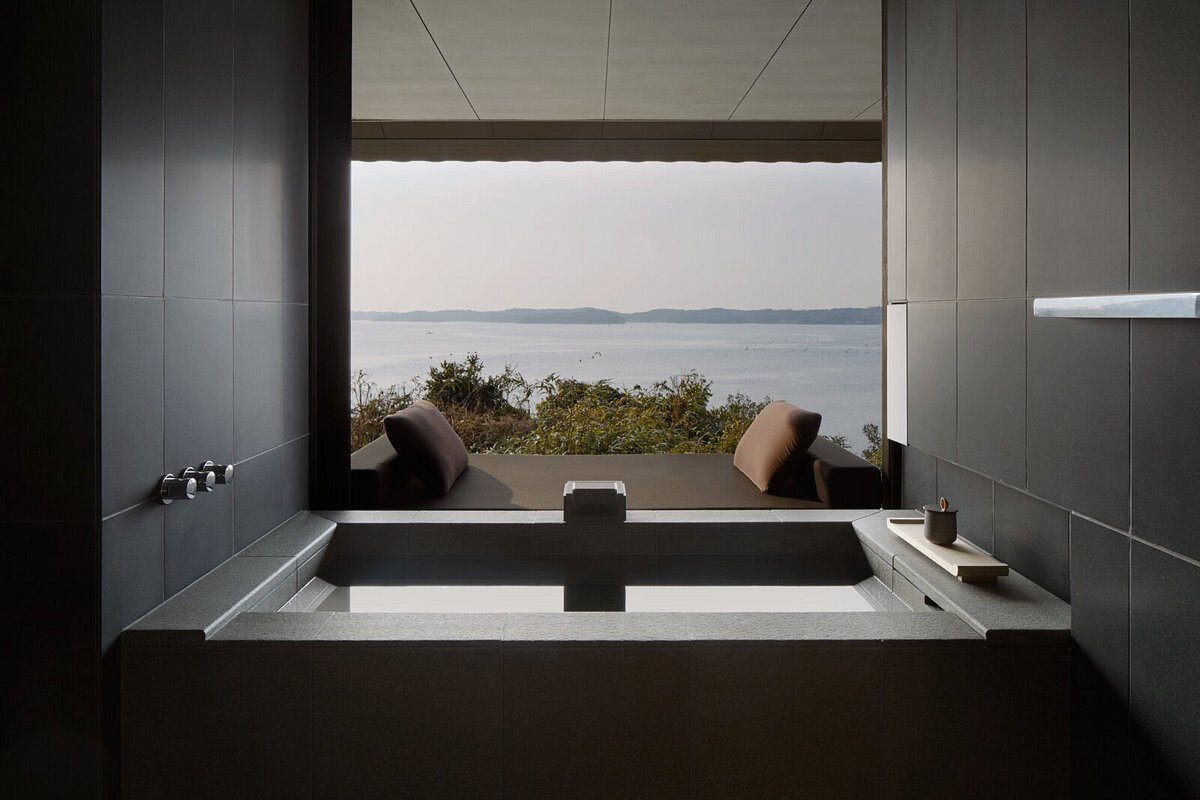 Amanemu Resort Familienluxusreisen TheFamilyProject Badewanne