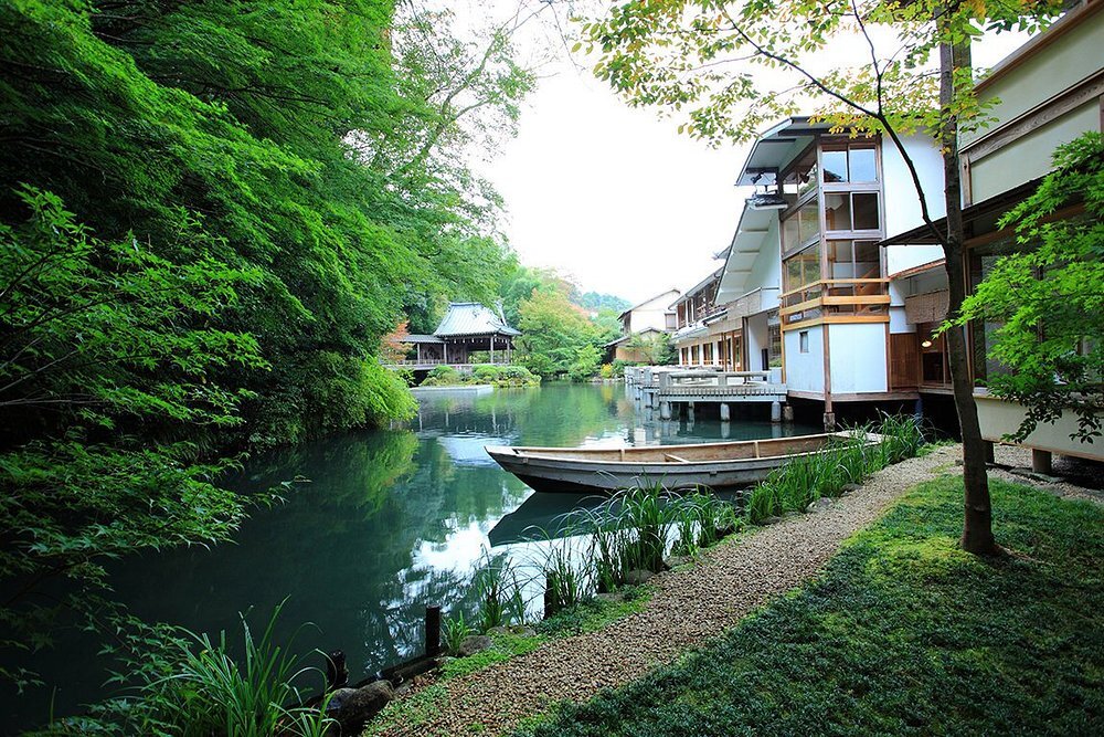 Aussenbereich des Asaba Ryokan