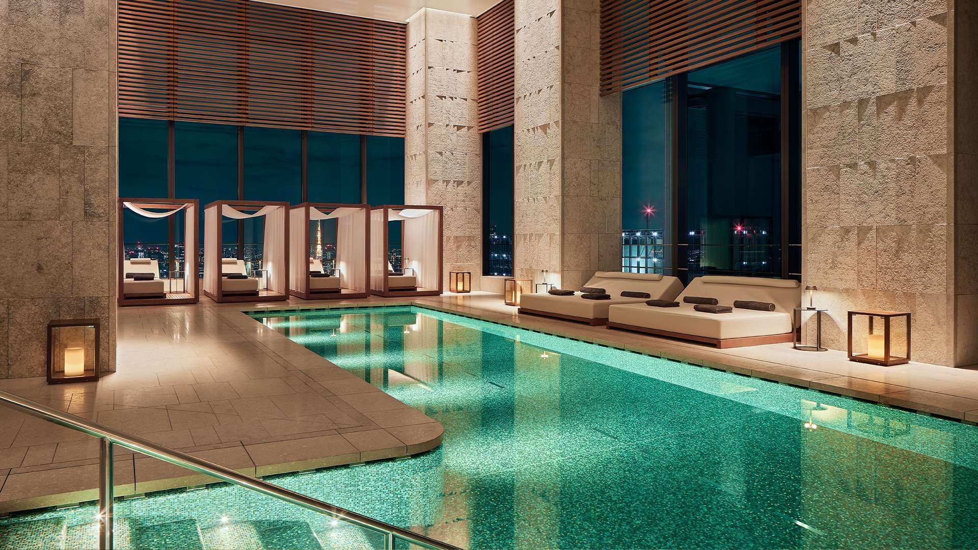 Pool im Bulgari Tokyo