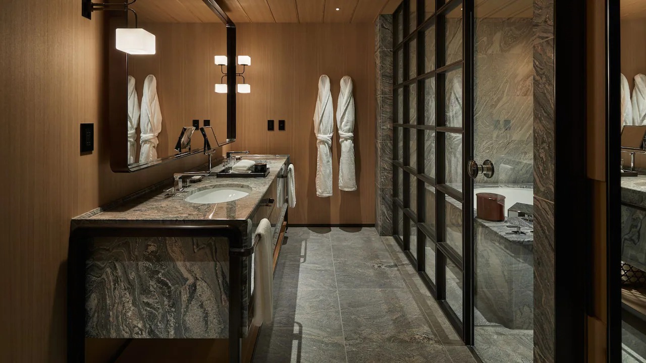 park-hyatt-kyoto-japan-familienluxusreisen-thefamilyproject-bathroom