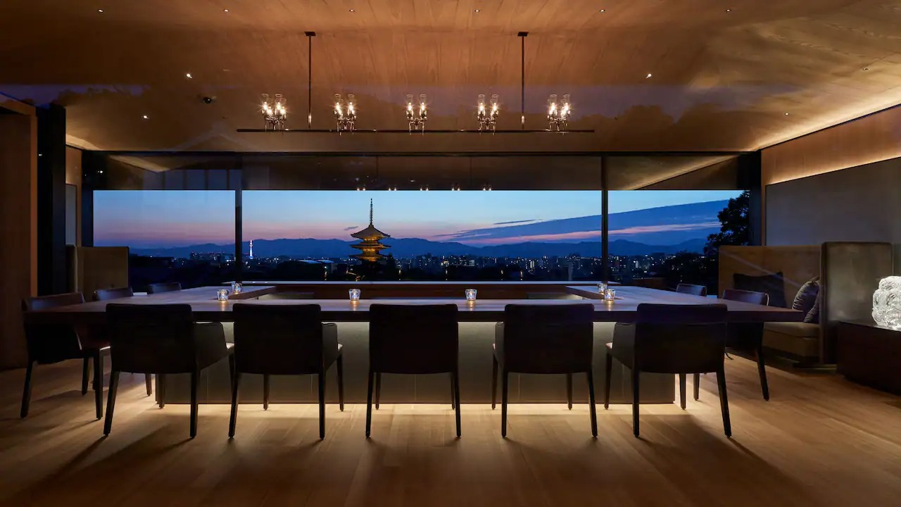 park-hyatt-kyoto-japan-familienluxusreisen-thefamilyproject-seating