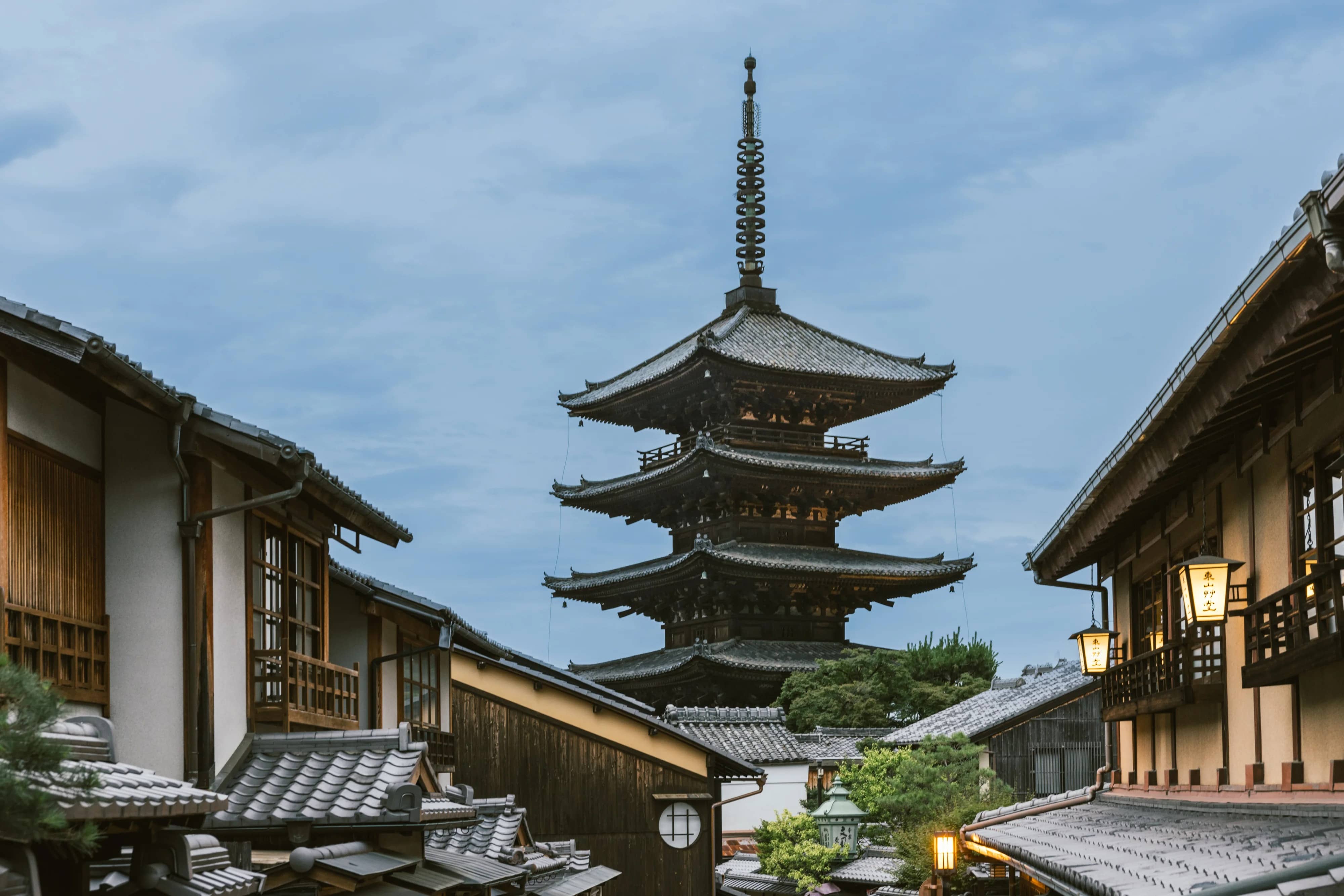 privatbild-six-senses-kyoto-familienluxusreisen-thefamilyproject-stadt
