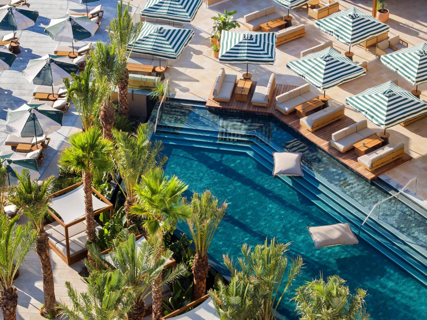 daios-cove-kreta-familienluxusreisen-poolbereich