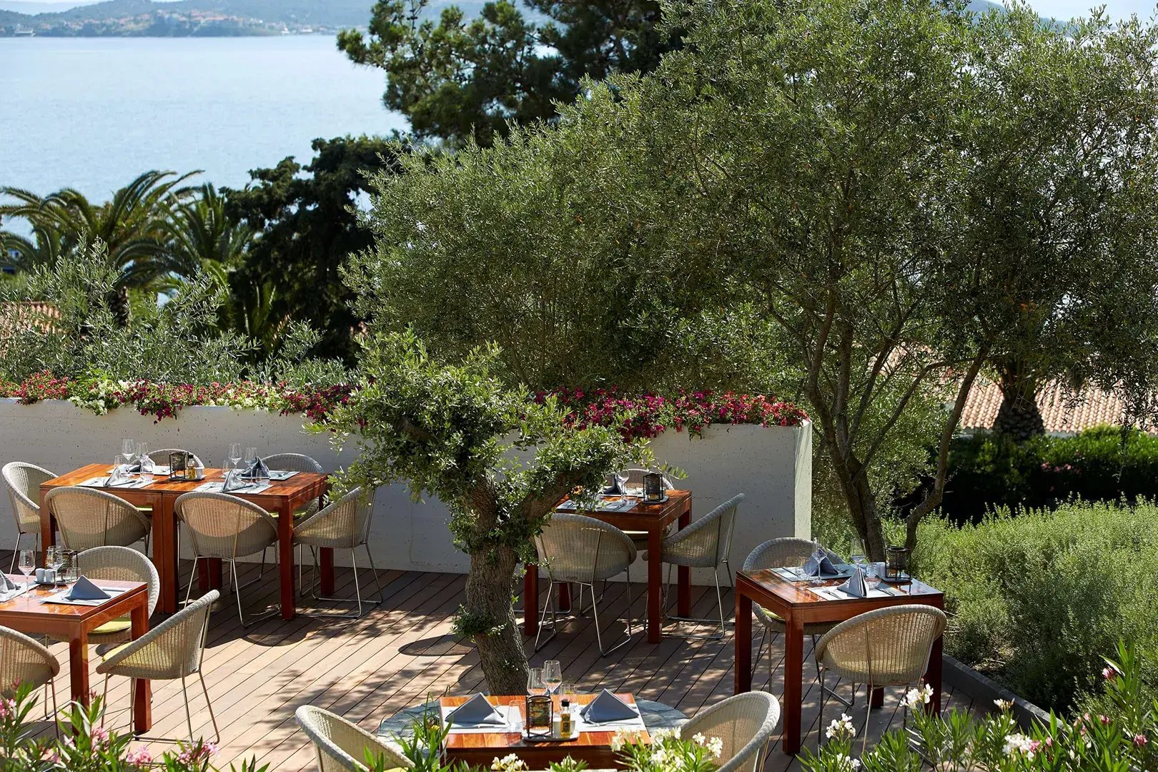 eagles-villas-chalkidiki-griechenland-restaurant-hochwertig-luxurios-exklusiv-kindgerecht