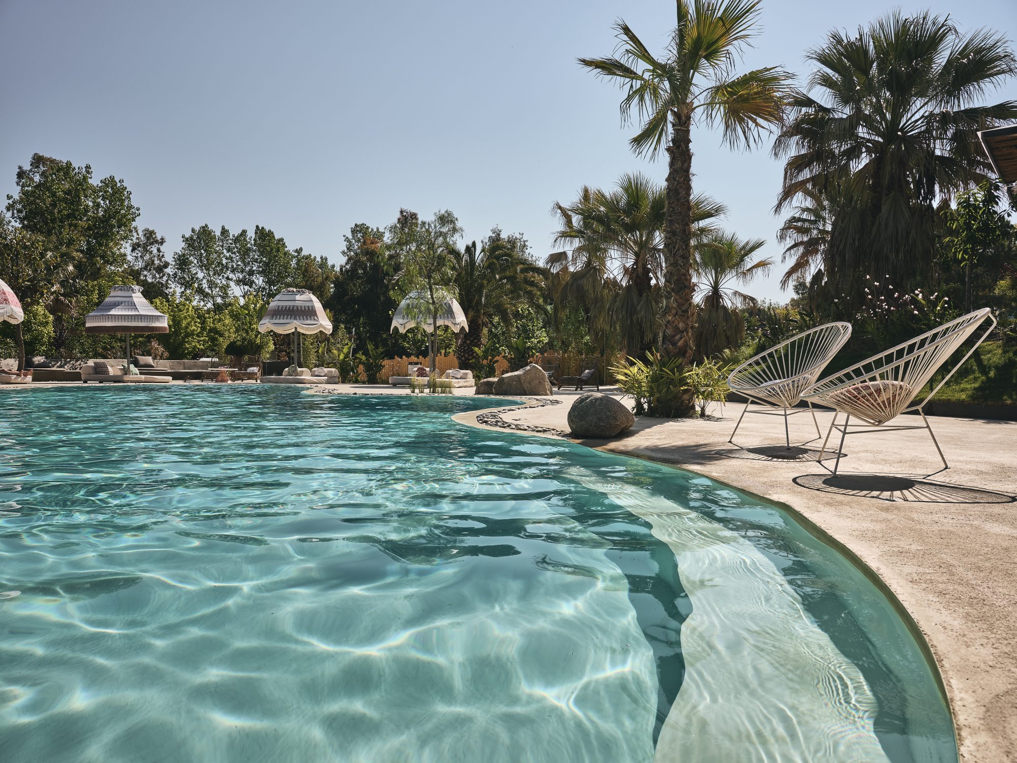 ekies-all-senses-resort-griechenland-familienluxusreisen-thefamilyproject-pool