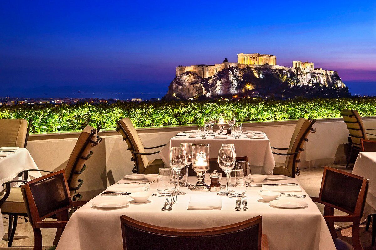 Hotel Grand Bretagne Athen Familienluxusreisen TheFamilyProject Restaurant