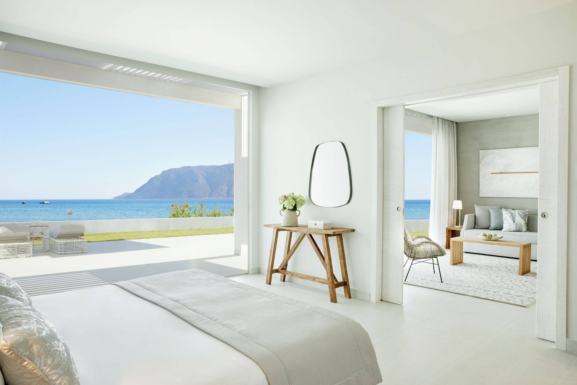 ikos-aria-kos-familienluxusreisen-zimmer-meerblick