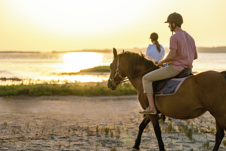 ikos-dassia-korfu-familienluxusreisen-reiten