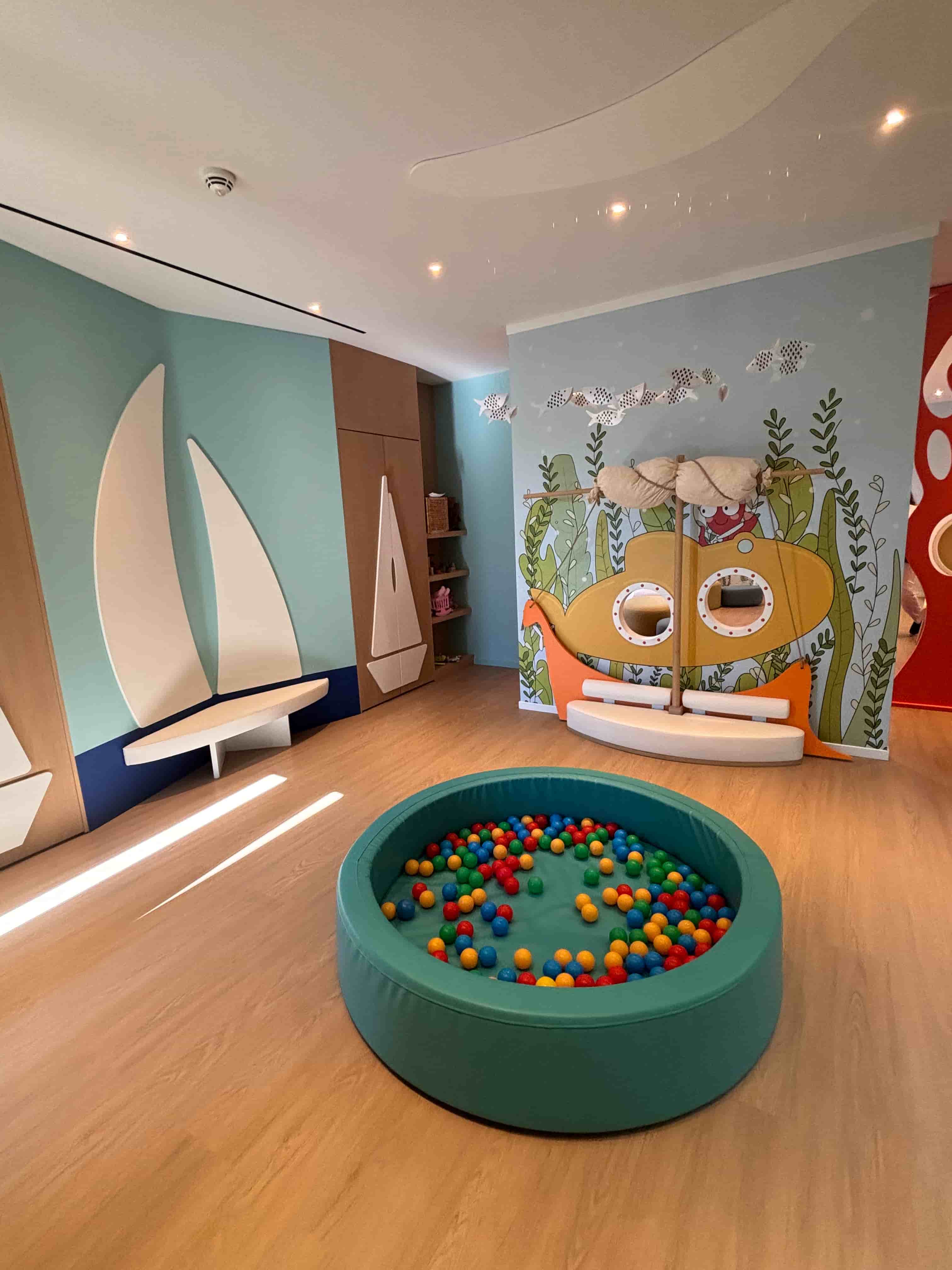 ikos-kissamos-griechenland-familienluxusreisen-thefamilyproject-privatbild-baellebad