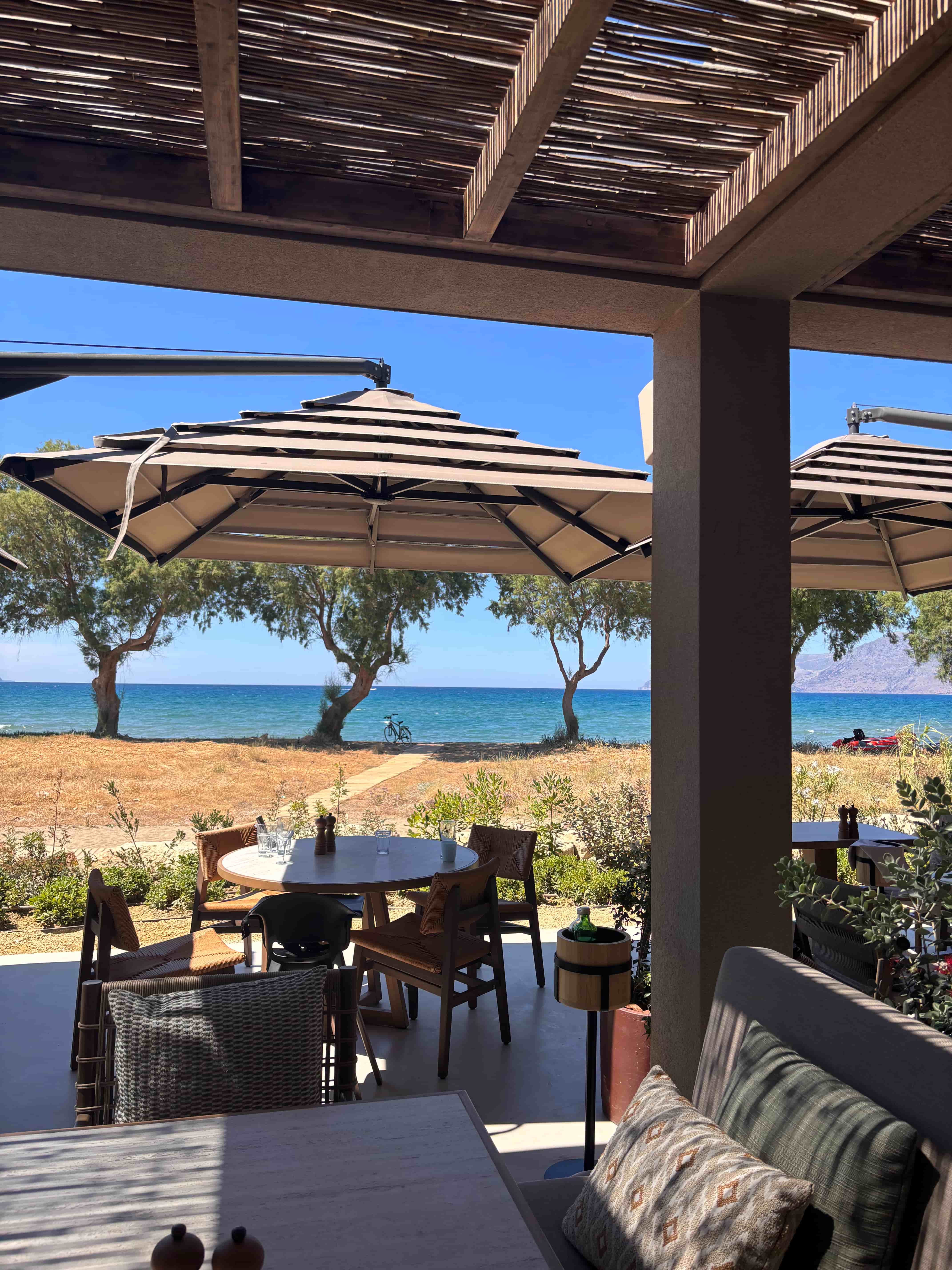 ikos-kissamos-griechenland-familienluxusreisen-thefamilyproject-privatbild-restaurant