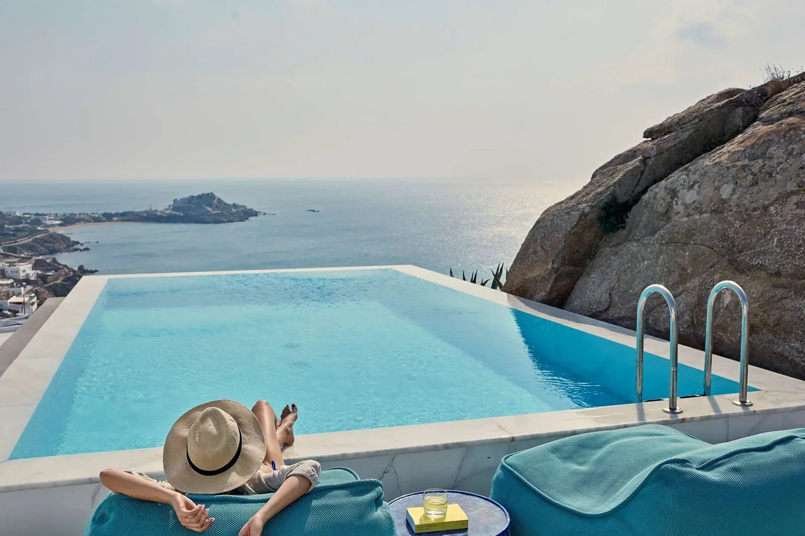 myconian-ambassador-hotel-mykonos-griechenland-pool-meerblich-erstklassig-kinderfreundlich