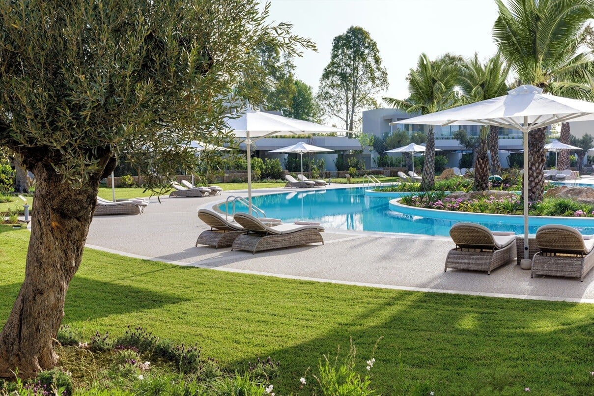 porto-sani-chalkidiki-familienluxusreisen-pool2