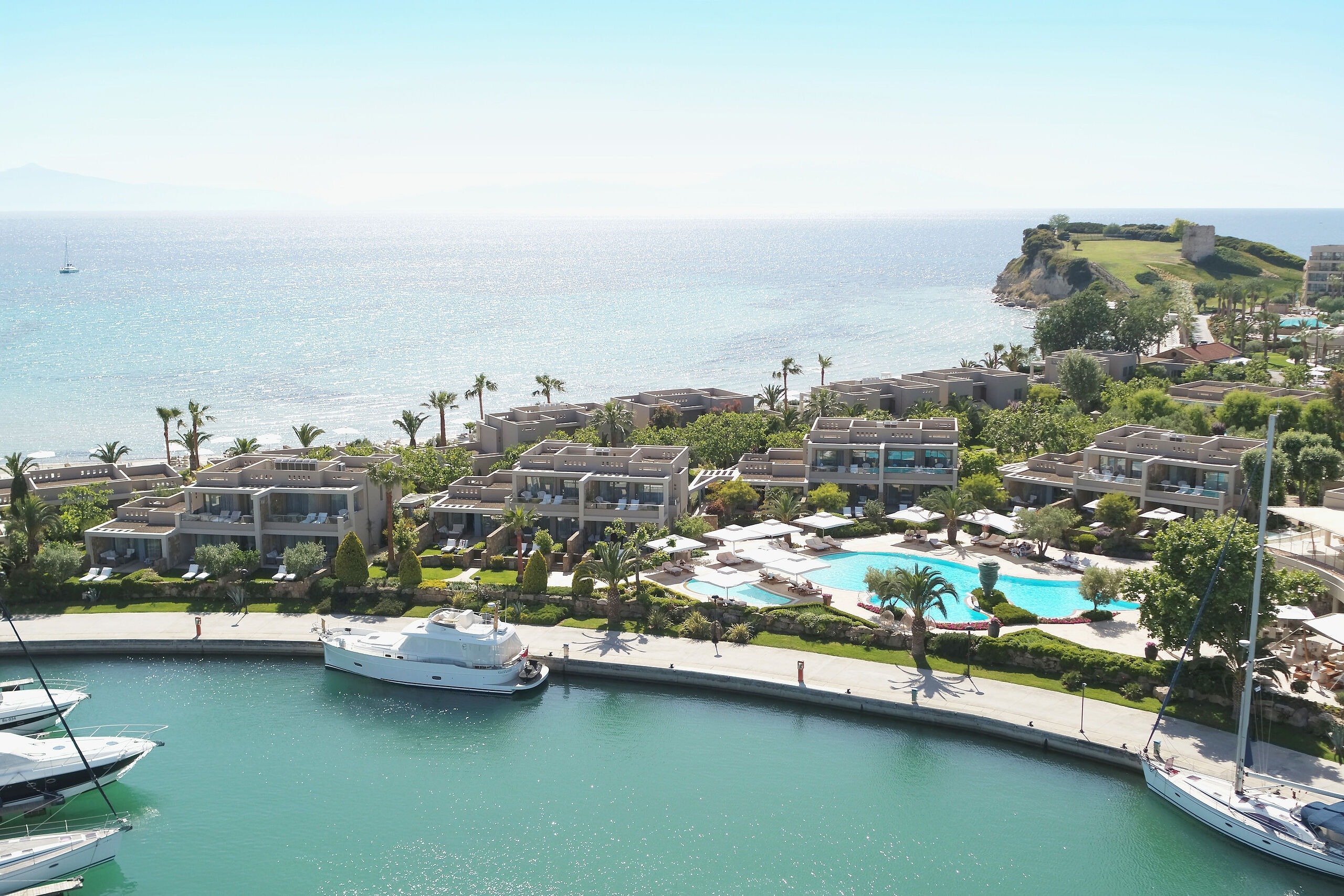 sani-asterias-griechenland-familienluxusreise-thefamilyproject-blick-auf-das-resort