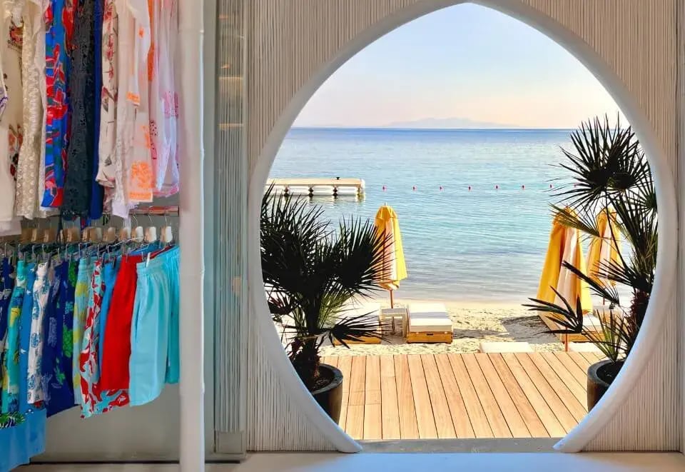 santa-marina-mykonos-boutique