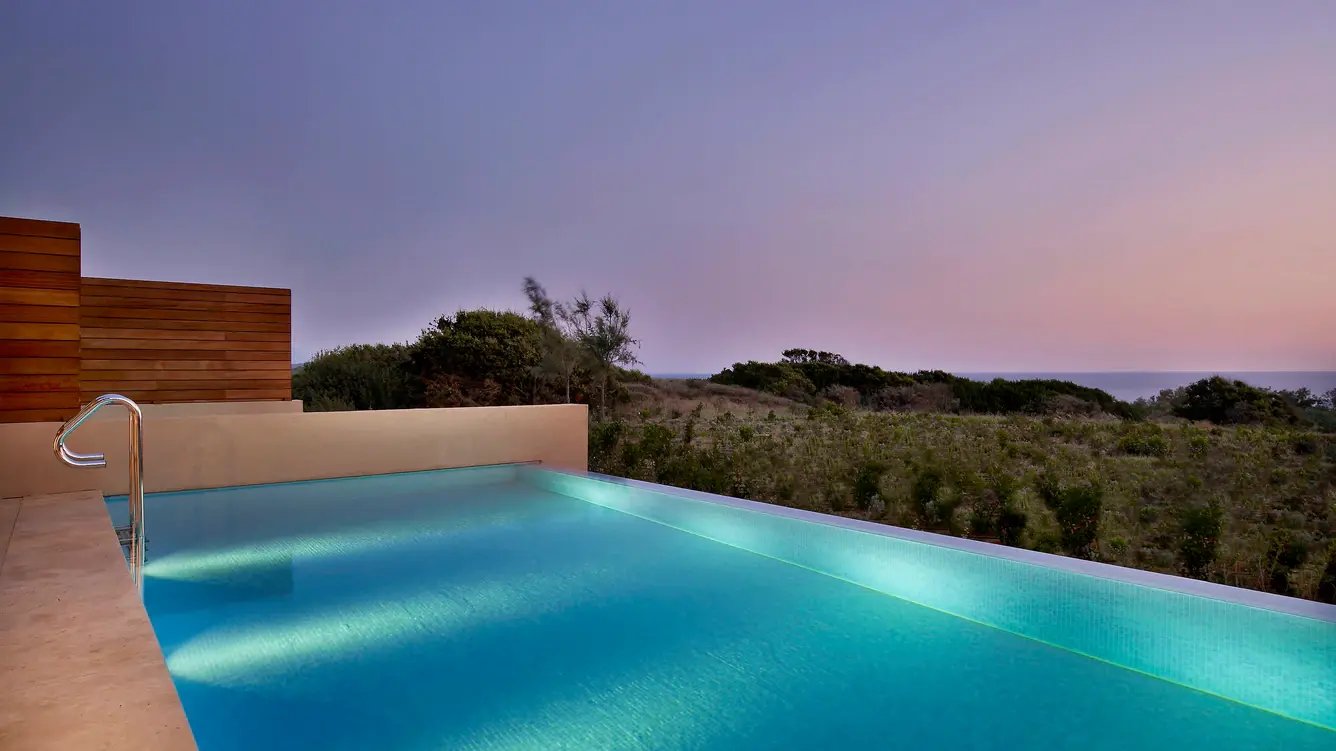 the-westin-resort-costa-navarino-familienluxusreisen-premium-infinity-suite