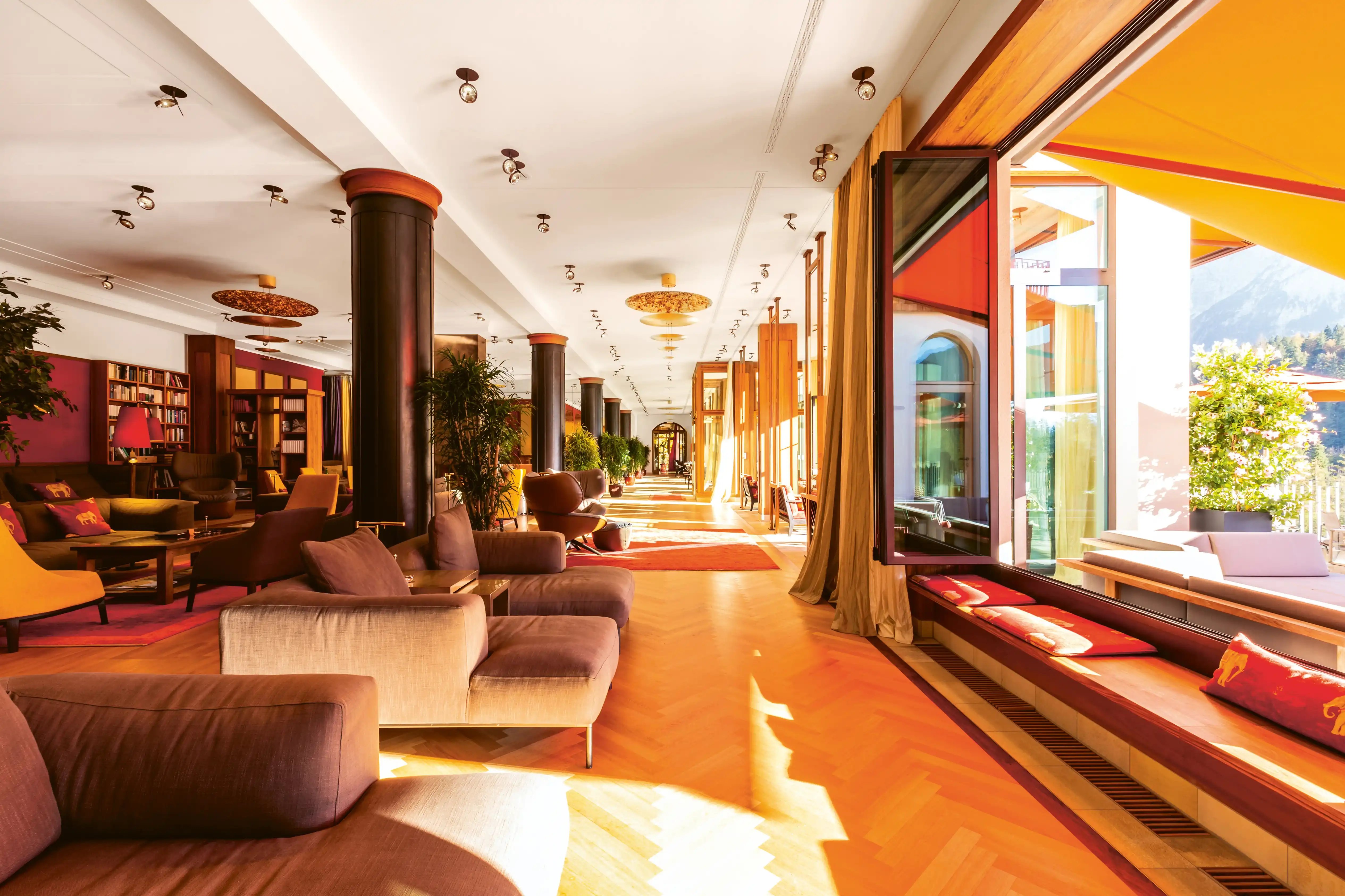 SchlossElmau_Retreat_LibraryLounge__c_SchlossElmau_Int_18_1_14_11zon