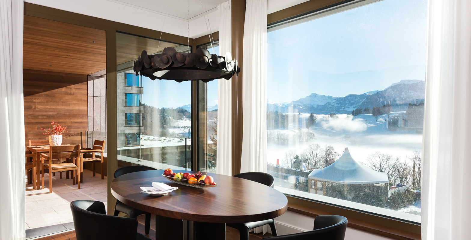 bürgenstock-resort-Lucern-schweiz-familienluxusreisen-panoramic-suite