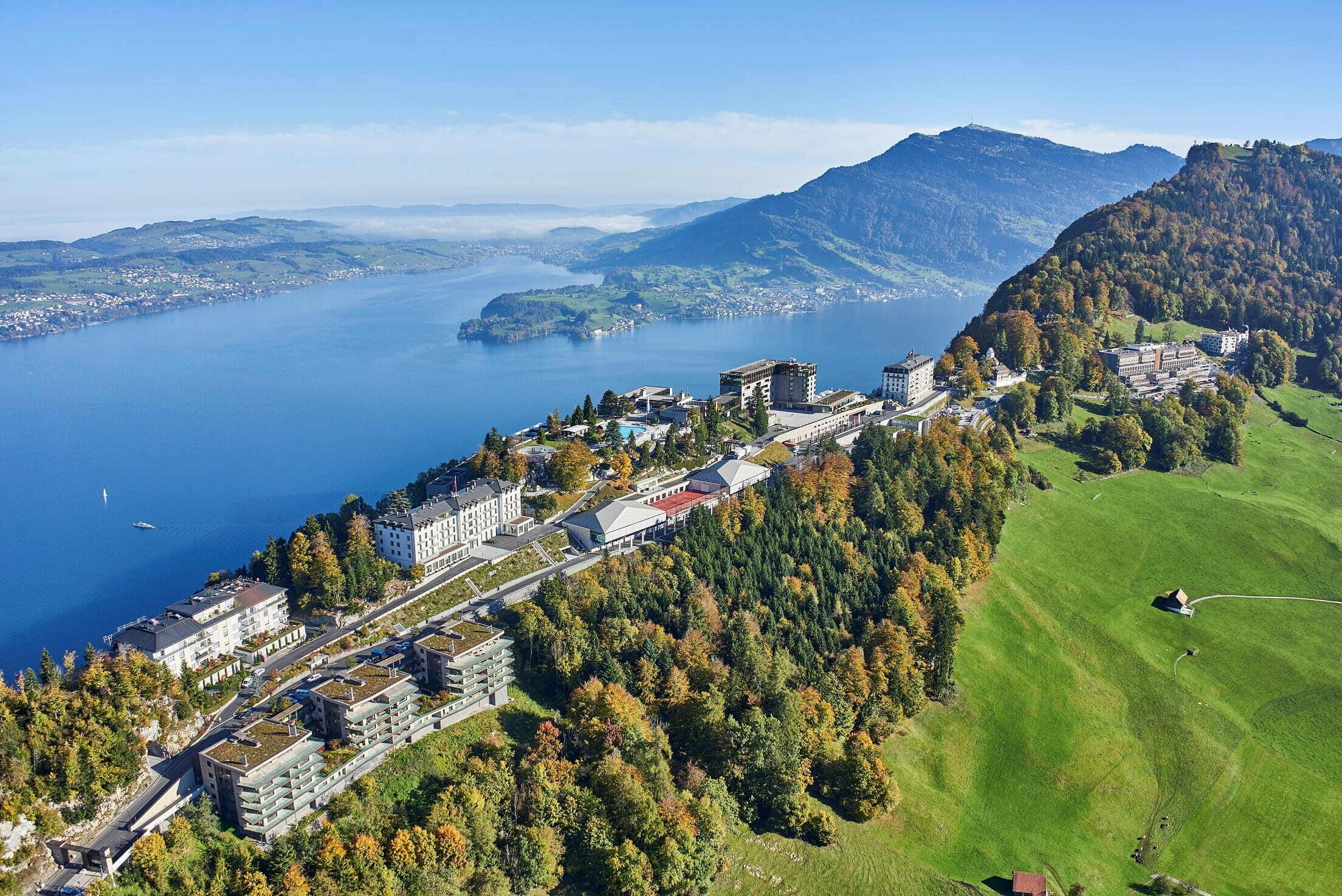 bürgenstock-resort-Lucern-schweiz-familienluxusreisen-vogelperspektive3