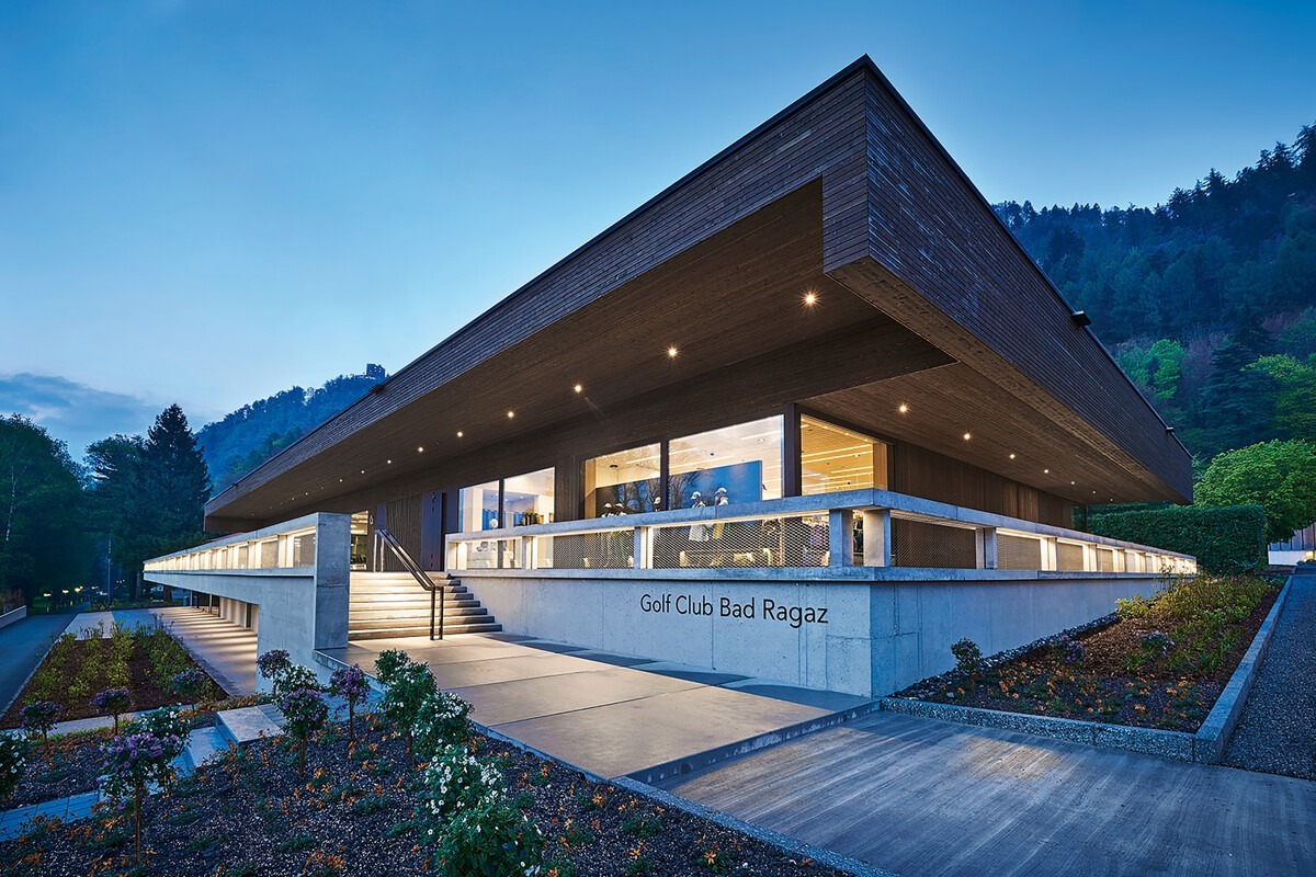 grand-resort-bad-ragaz-schweiz-familienluxusreisen-thefamilyproject-clubhaus