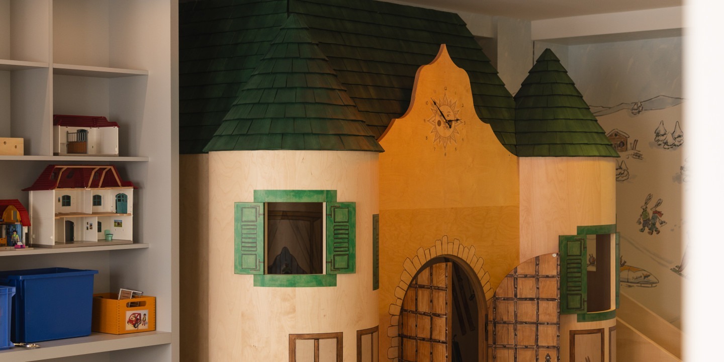 suvretta-house-schweiz-familienluxusreisen-thefamilyproject-kidsclub