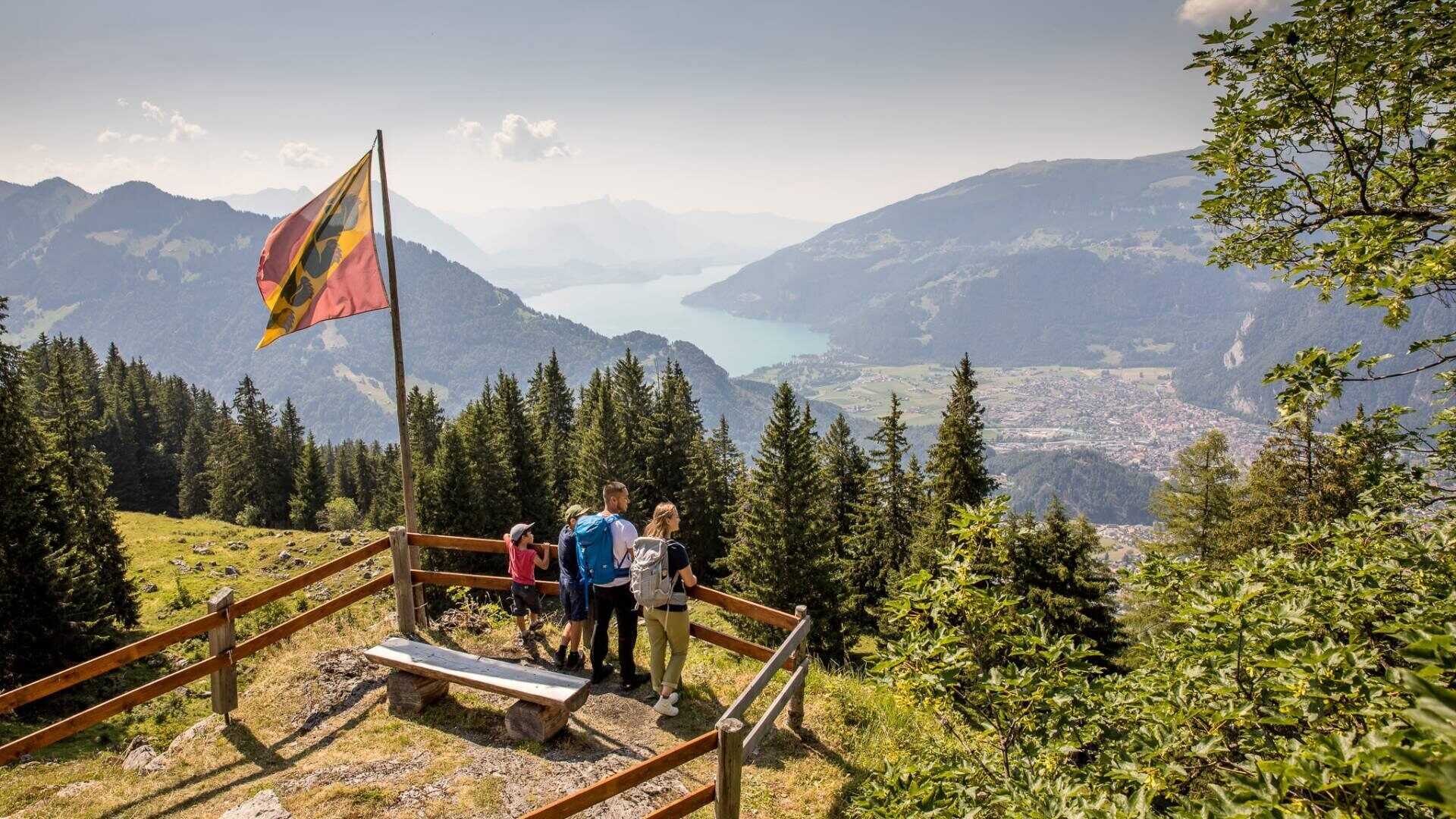 victoria-jungfrau-interlaken-schweiz-familienluxusreisen-wandern