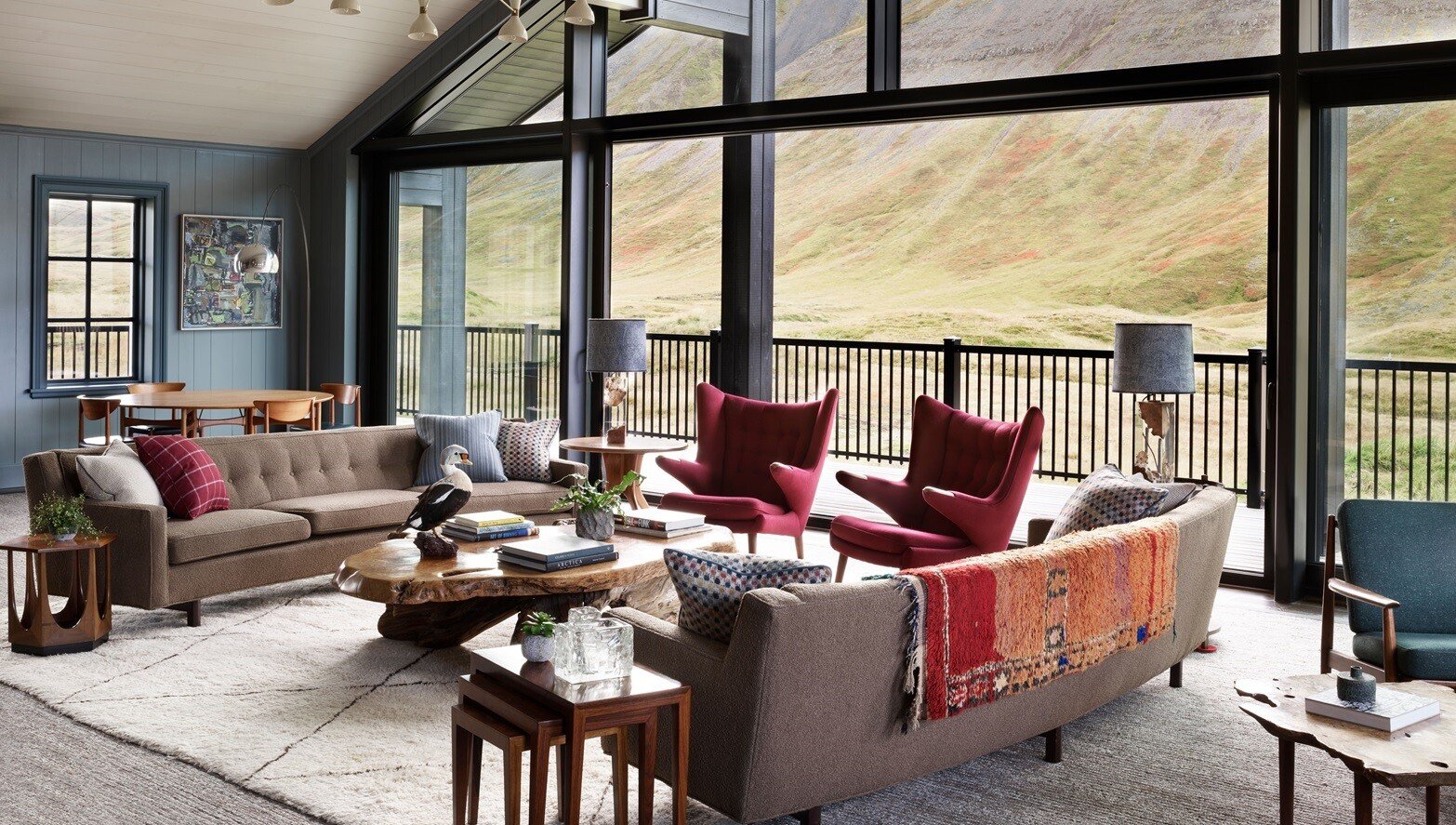 deplar-farm-island-familienluxusreisen-wohnzimmer-1