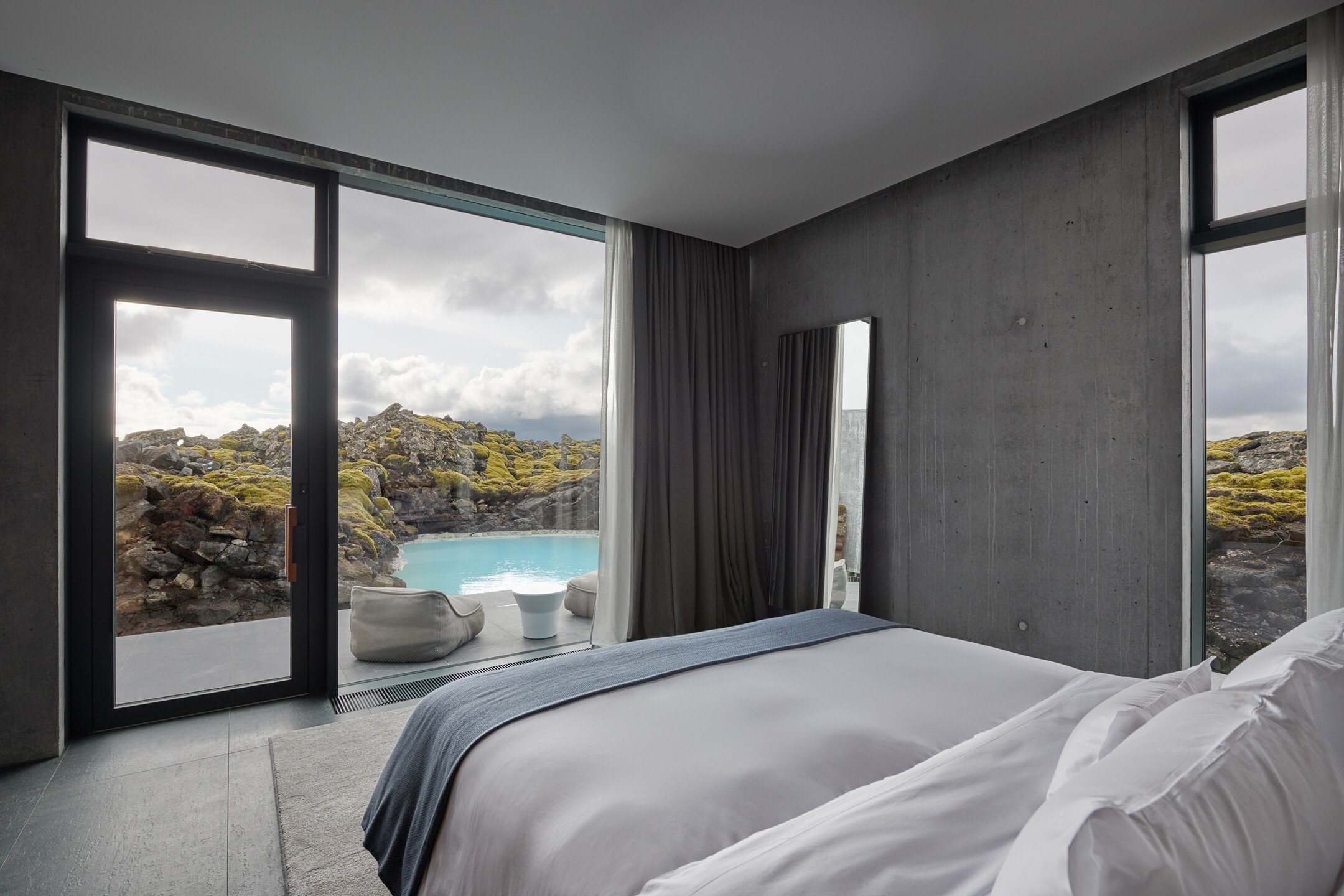 the-retreat-at-blue-lagoon-island-famillienluxusreisen-Lagoon-suite