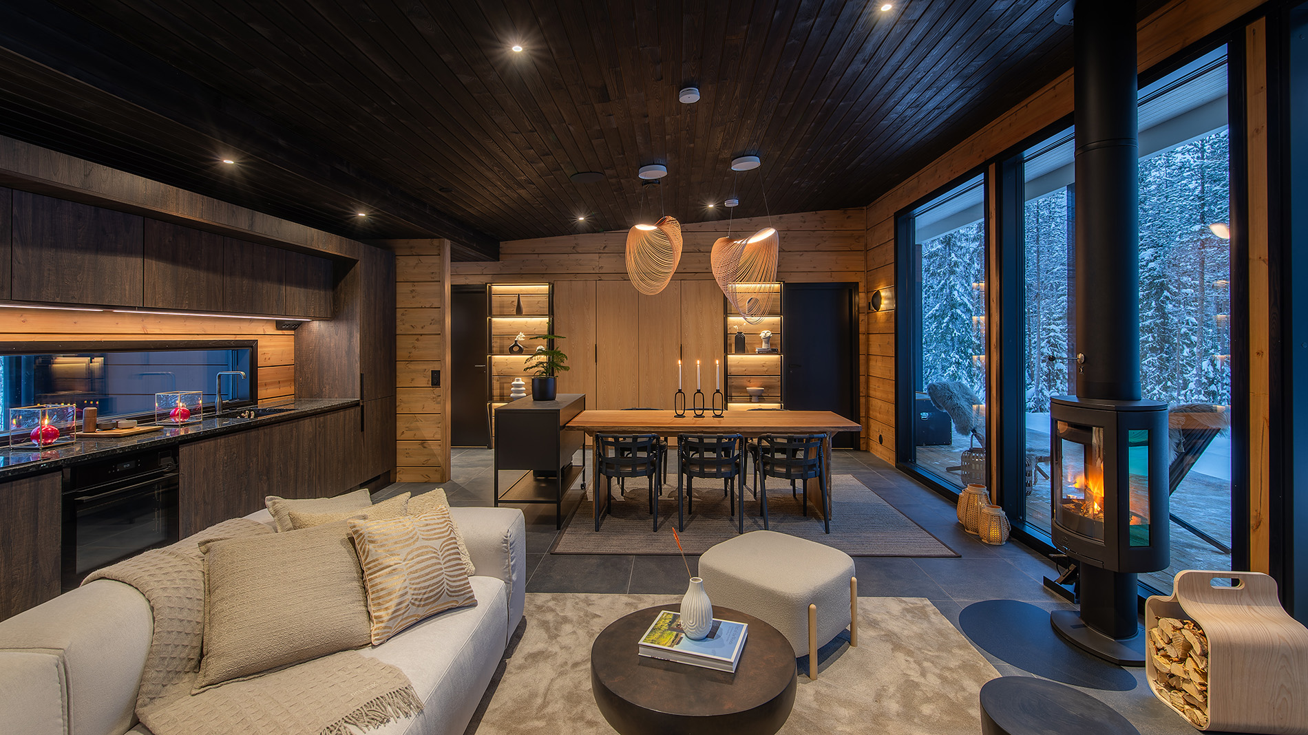 arctic-treehouse-hotel-finnland-familienluxusreise-thefamilyproject-private-villa-wohnraum