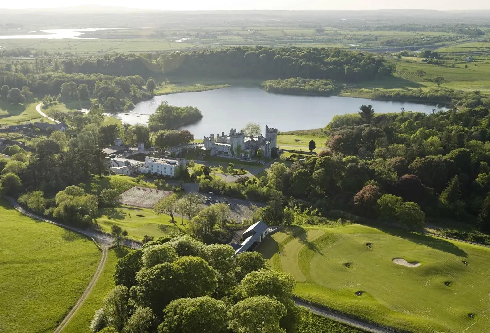 2-dromoland-castle-clare-irland-familienurlaub-exklusiv-kinderfreundlich-luxurios