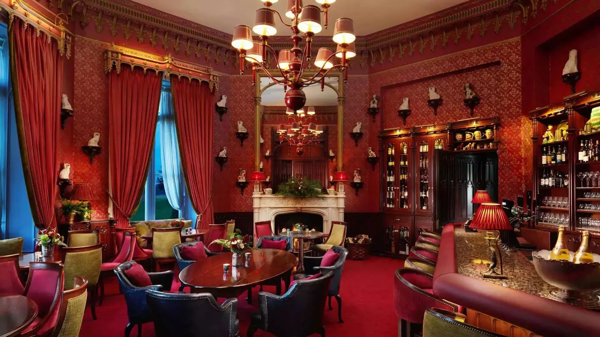 dromoland castle clare irland cocktail bar familienfreundlich exklusiv
