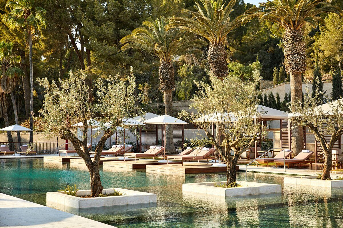 Four Seasons Mallorca Resort Familienluxusreisen TheFamilyProject Pool
