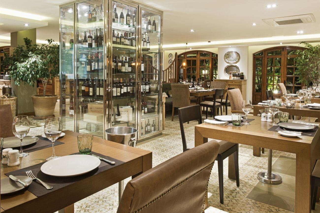 Bahia del Duque Resort Familienluxusreisen TheFamilyProject Dinner Restaurant