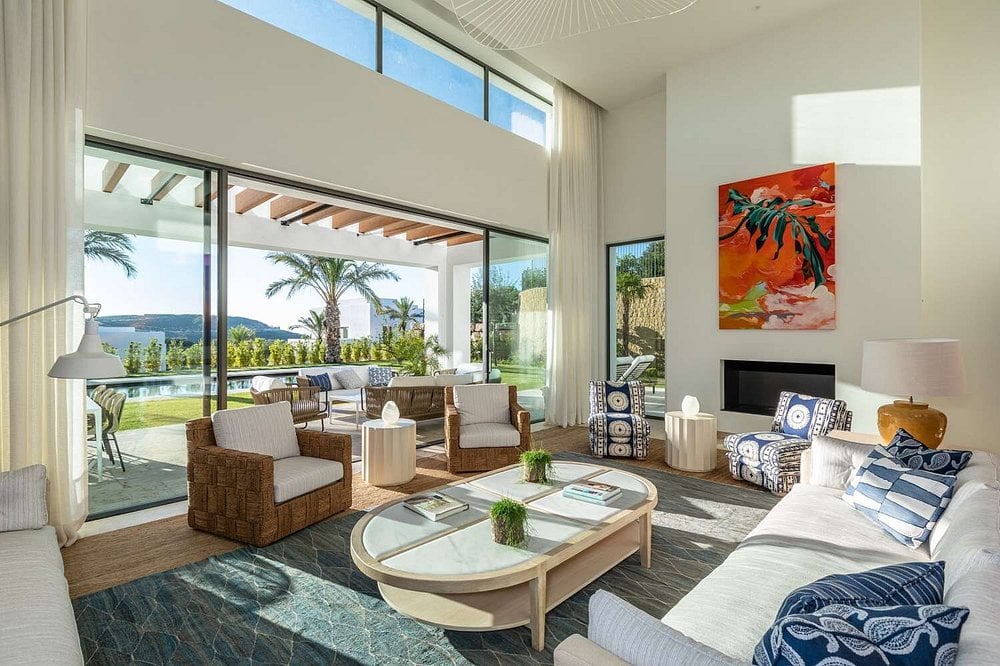 finca-cortesin-hotel-golf-familienluxusreisen-thefamilyproject-livingroom