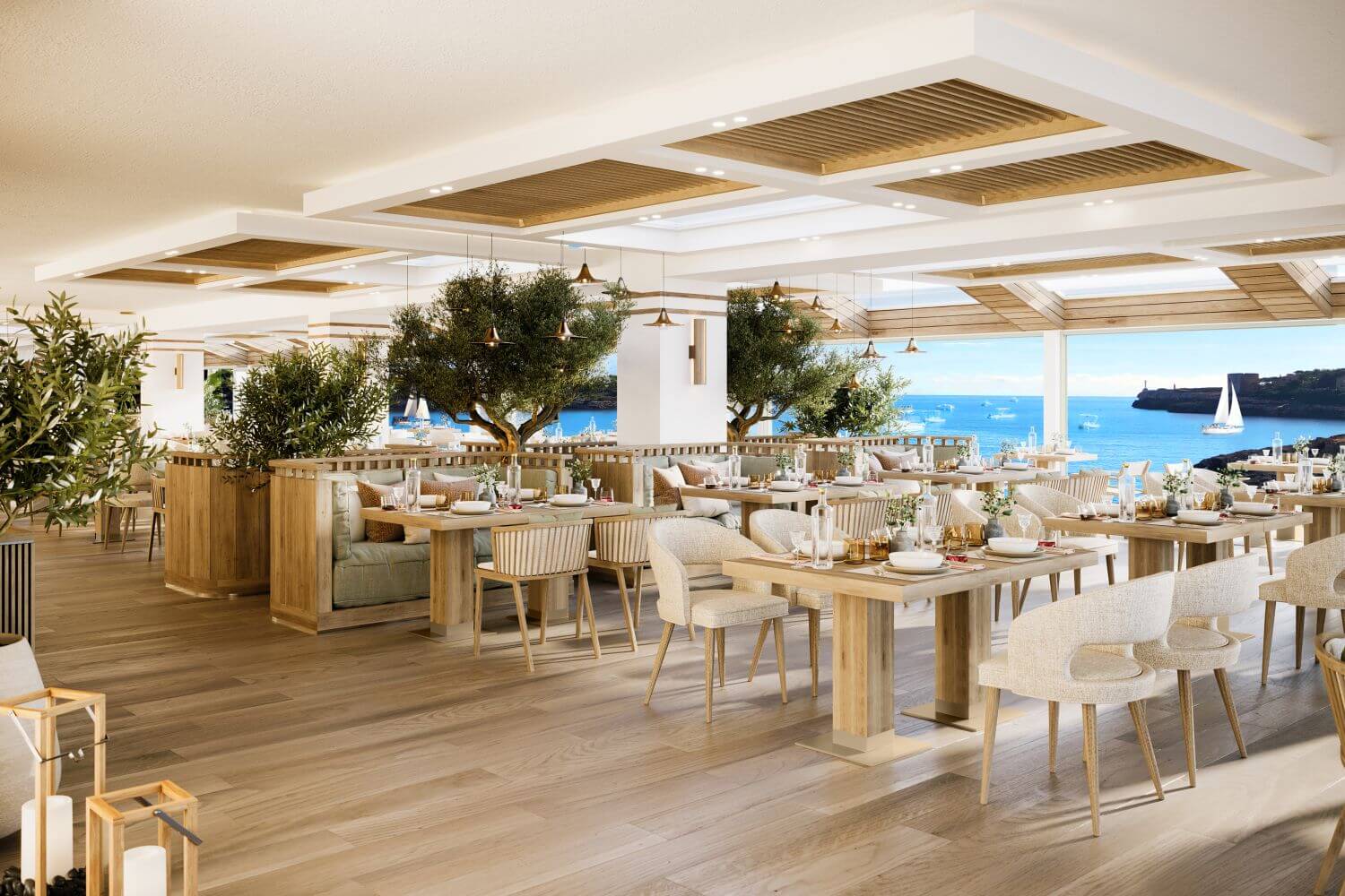Freundlich gestaltetes Restaurant mit Blick aufs Meer.