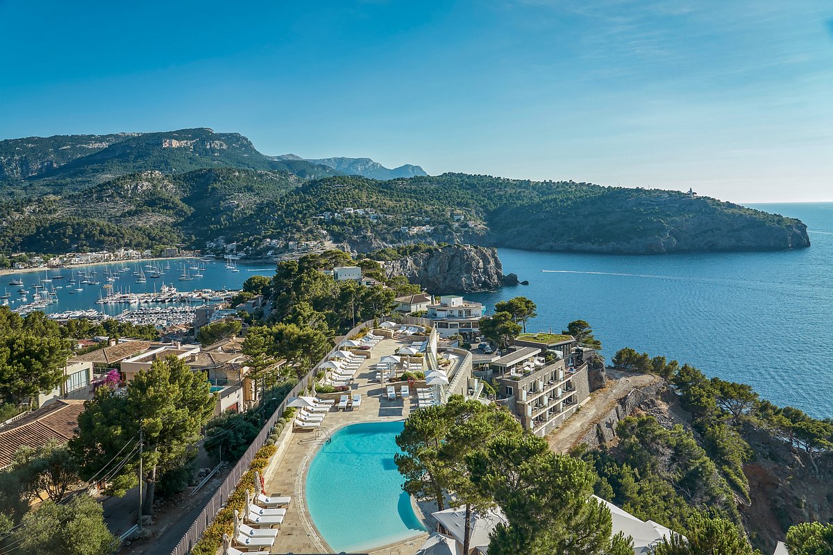 Jumeirah Port Soller Hotel & Spa Familienluxusreisen TheFamilyProject Hotel von oben