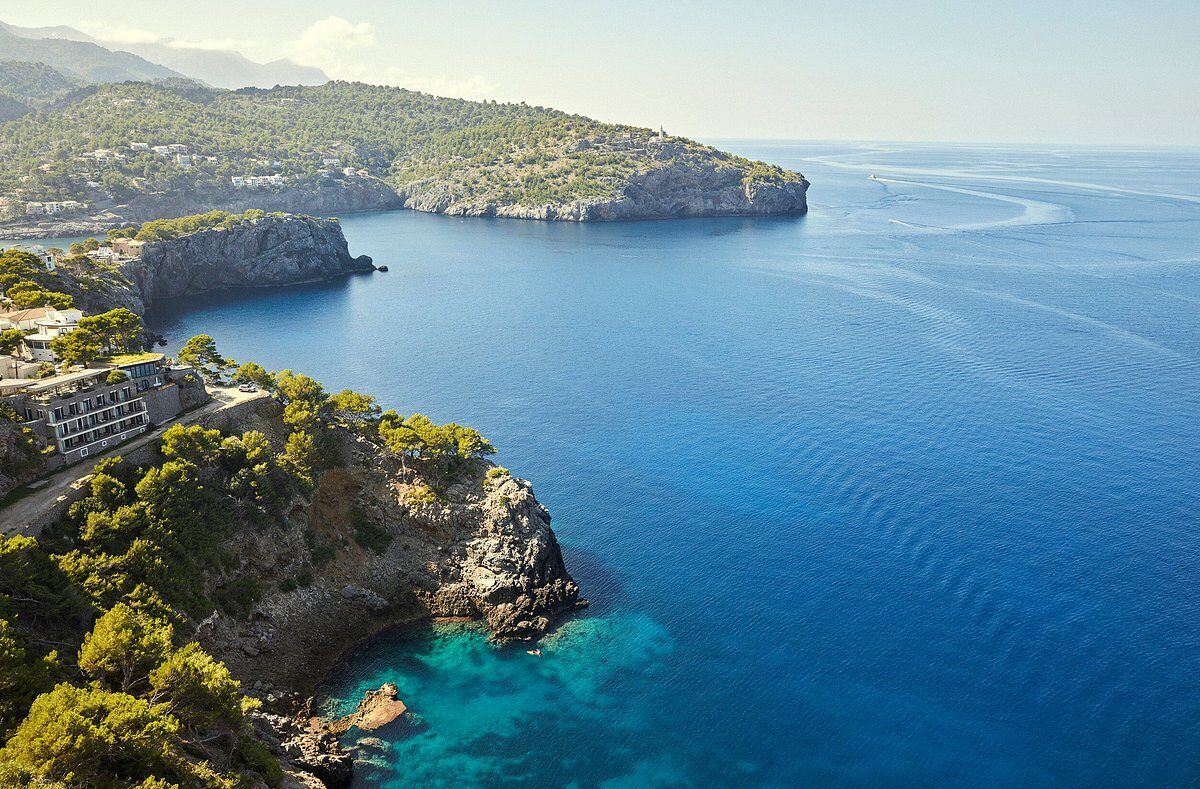 Jumeirah Port Soller Hotel & Spa Familienluxusreisen TheFamilyProject Küste