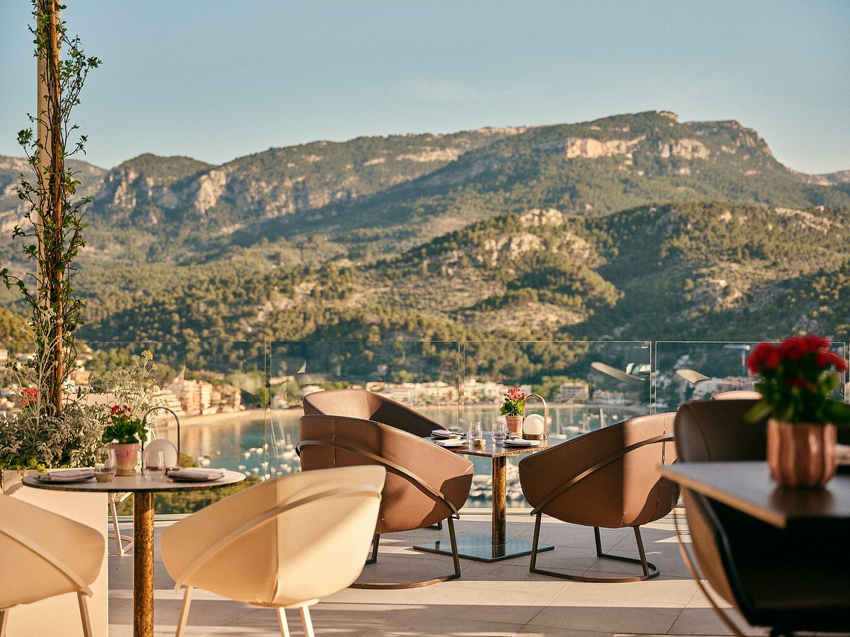 Jumeirah Port Soller Hotel & Spa Familienluxusreisen TheFamilyProject Sunset Lounge
