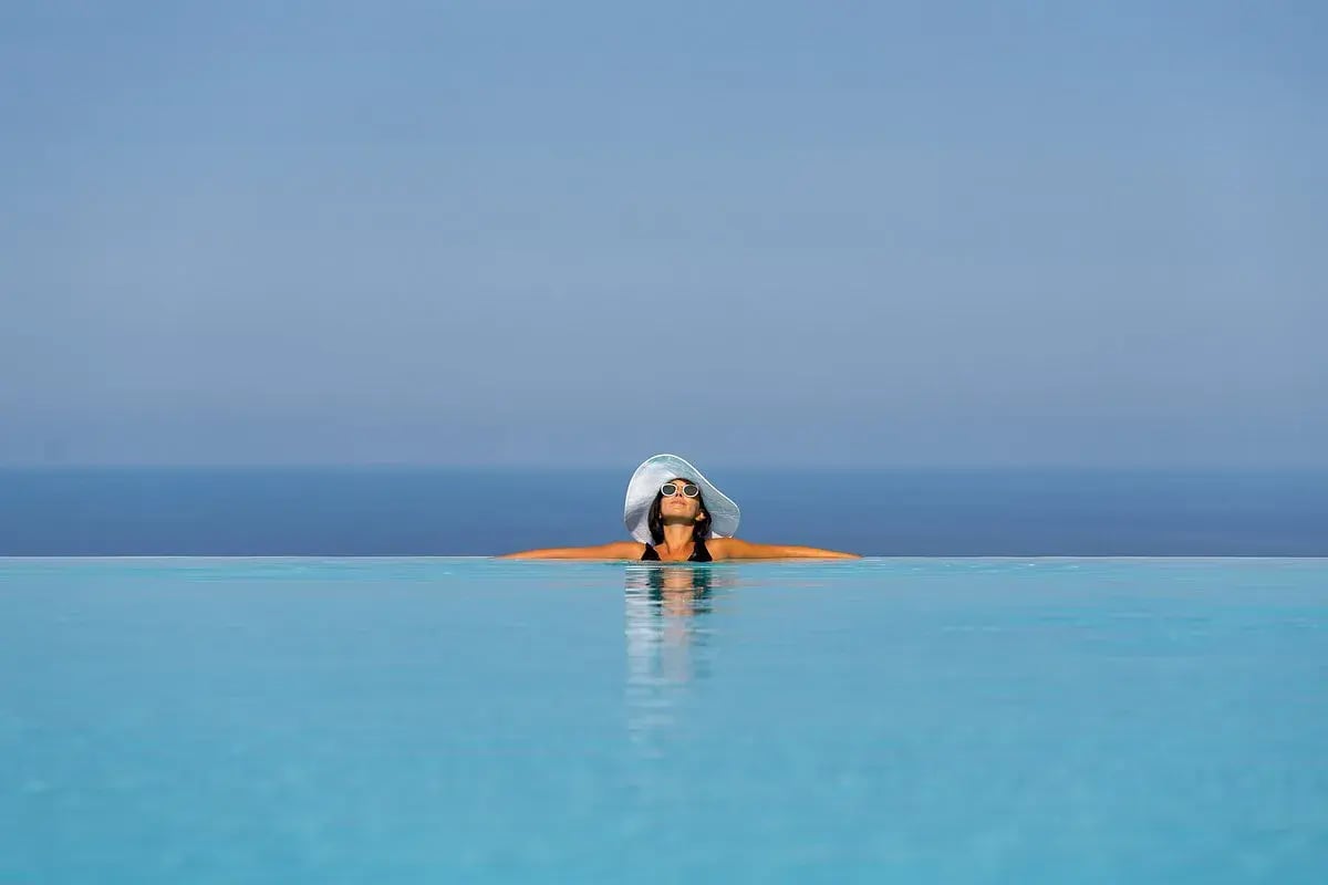 jumeirah port soller pool