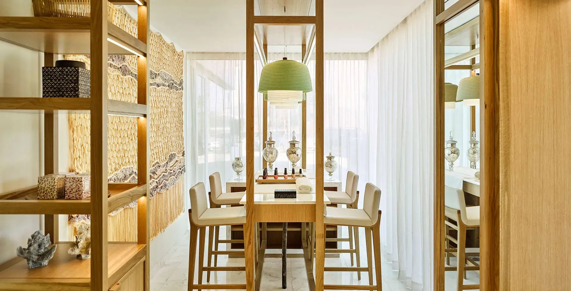 nobu hotel ibiza bay spanien essbereich familienkomfort luxus urlaub kinder the family project
