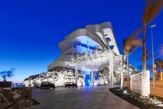 1 royal hideaway corales suites aussen