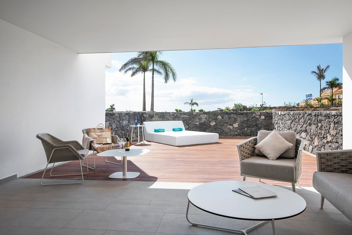 Royal Hideaway Corales Suites Hotel Familienluxusreisen TheFamilyProject private Terrasse